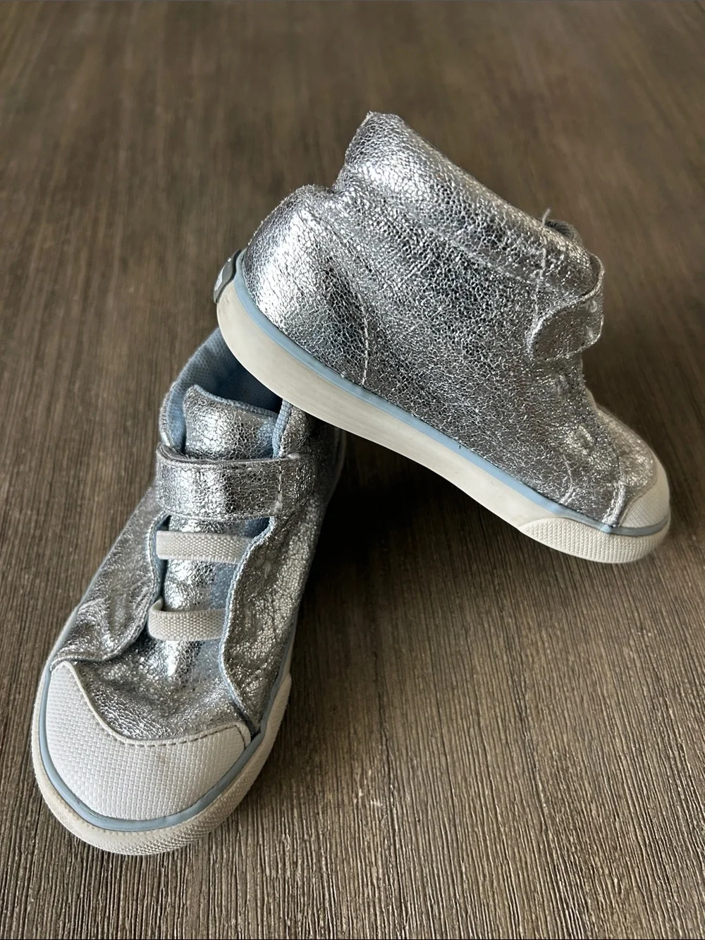 see Kai run Drew Silver, Gently Used, Size 9.